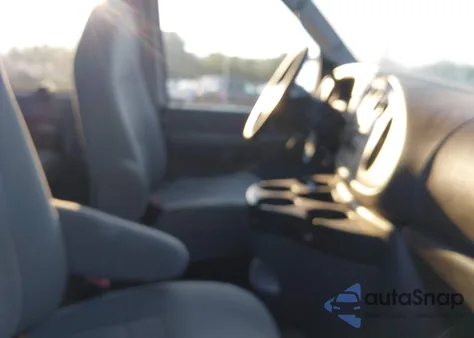 2006 Ford E-350 Super Duty Xl/Xlt from USA, damaged, VIN 1FBSS31L06HB21722